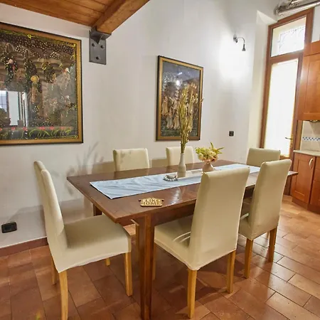 Likehome Viavecchie -2rooms-7px Apartman *