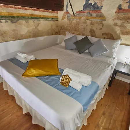 아파트 Likehome Viavecchie -2rooms-7px 페라라